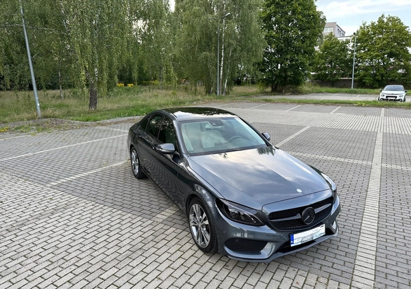 Mercedes-Benz Klasa C cena 105000 przebieg: 120000, rok produkcji 2016 z Łódź małe 254